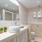 Kosta Homes - Pyr And Pool Fuengirola
