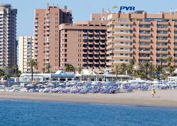 Kosta Homes - Pyr And Pool Apartment